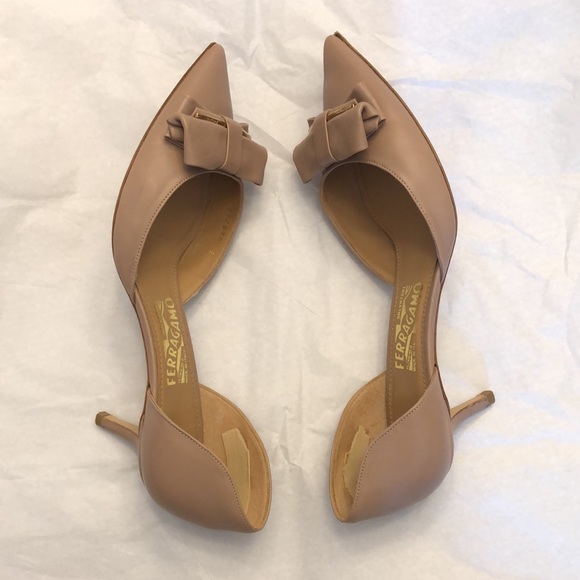 🎉Host Pick🎉 Salvatore Ferragamo Rietta d’Orsay Bow Pumps, Size 9. - Picture 5 of 16